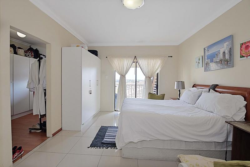 5 Bedroom Property for Sale in Parklands Western Cape